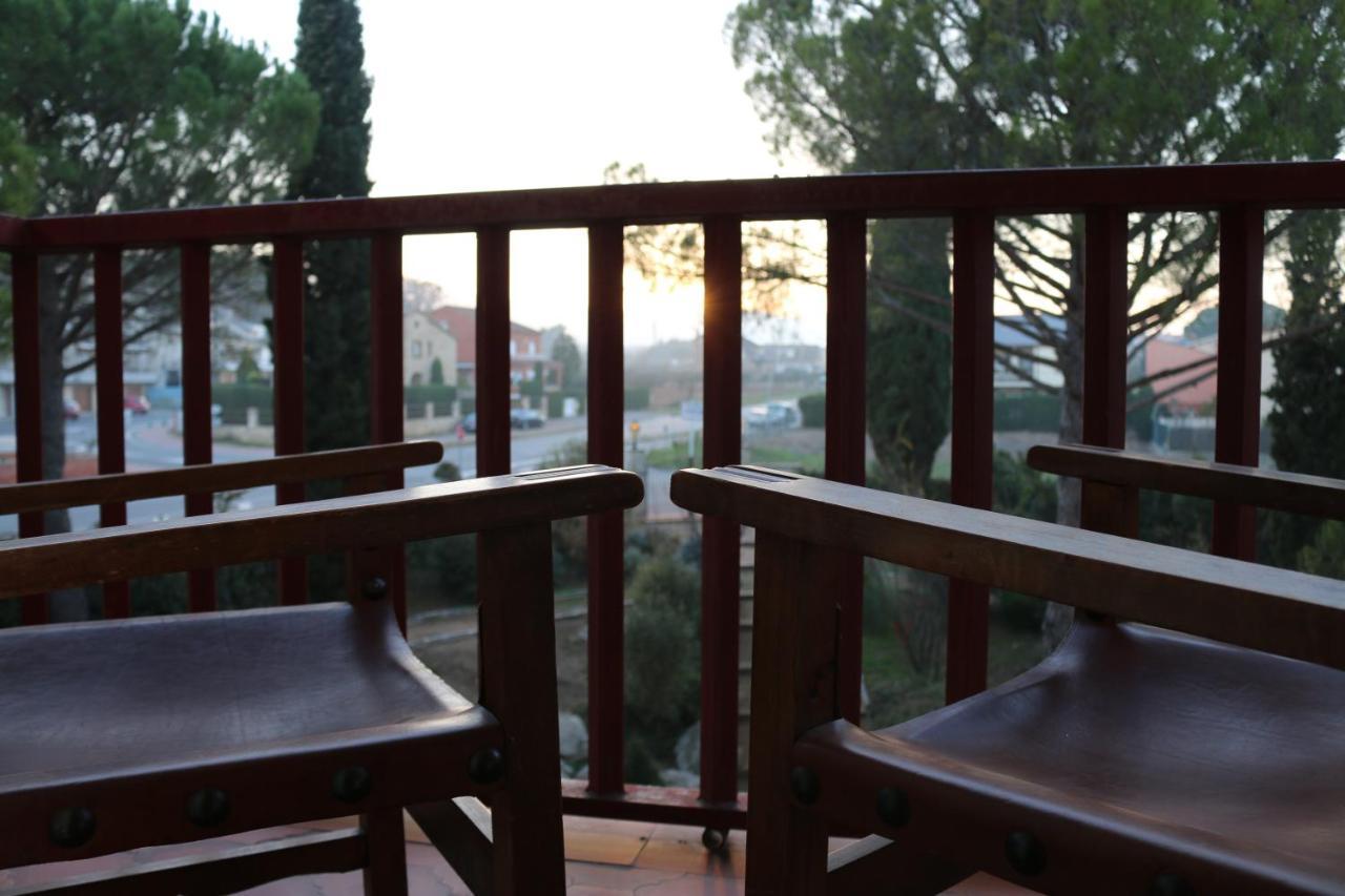 Hostal Del Senglar Espluga de Francolí Exterior foto